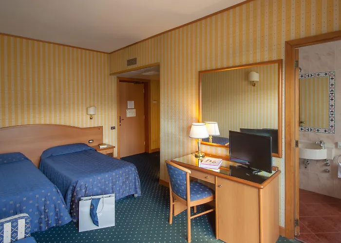 Otel Park Dei Massimi 4*